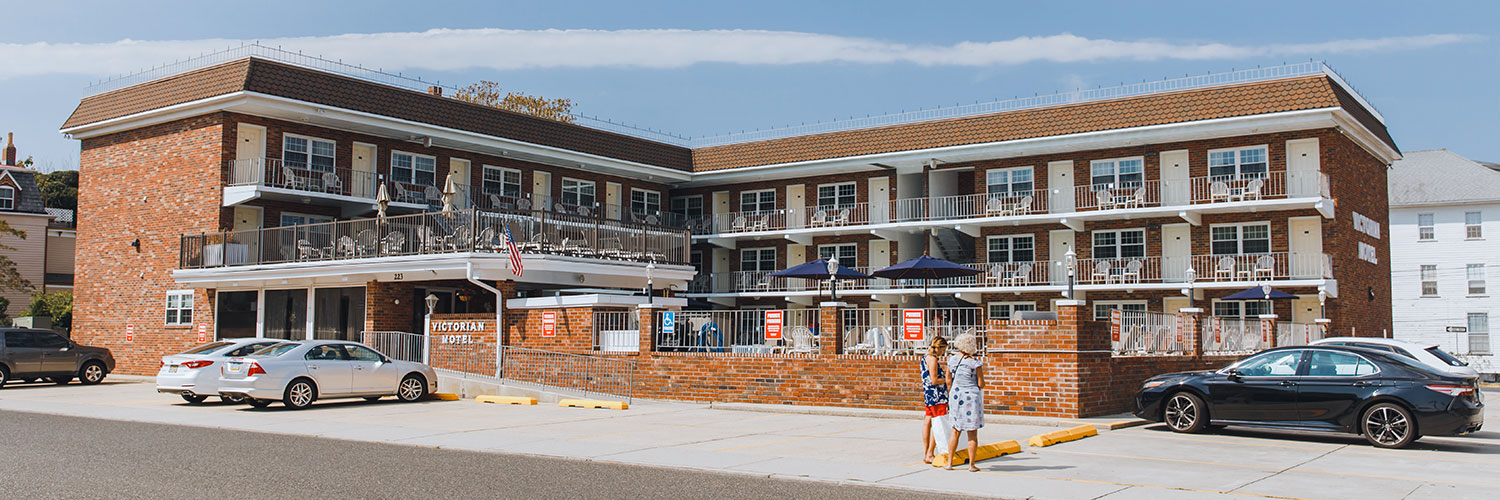 Exterior of the Victorian Motel